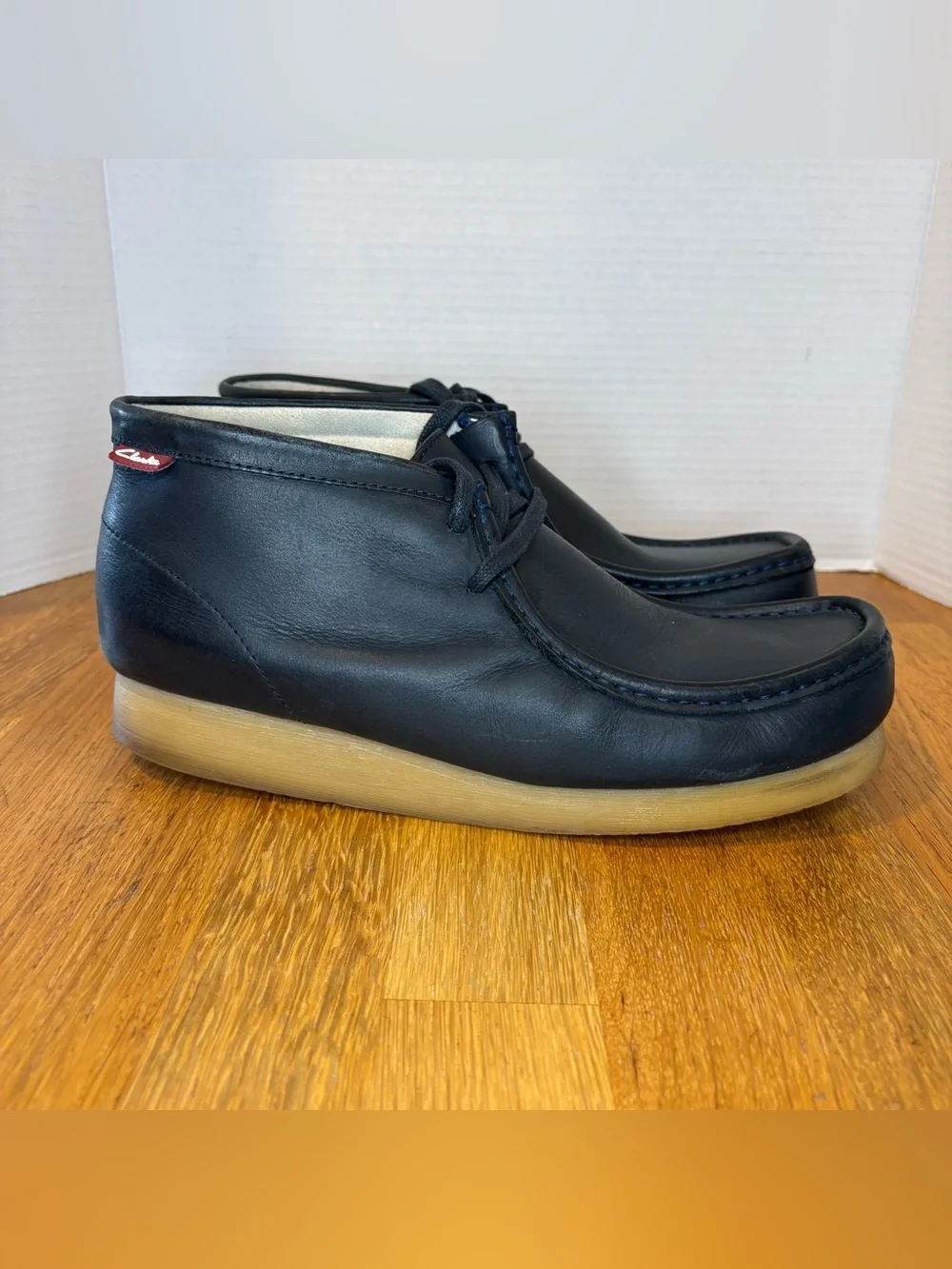 Clarks Stinson Hi Navy Blue Leather Chukka Boots Mens 9.5 Wallabee Style Lace Up